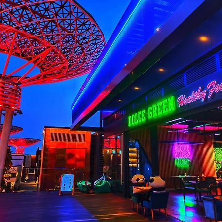 Seaview Beach Hostel Jbr - Walk To Beach - Gym - Pool - Metro Station Дубай Экстерьер фото