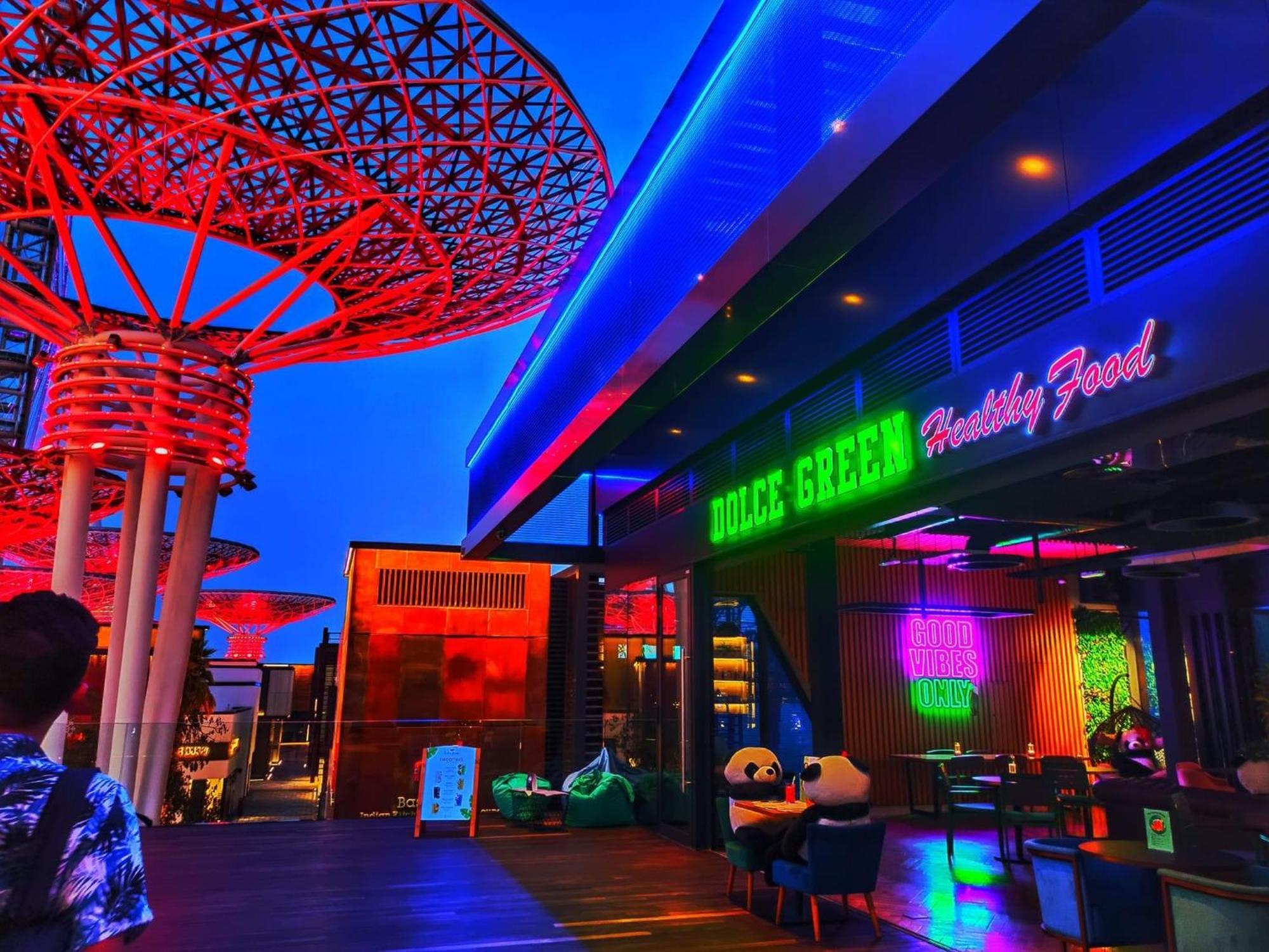 Seaview Beach Hostel Jbr - Walk To Beach - Gym - Pool - Metro Station Дубай Экстерьер фото