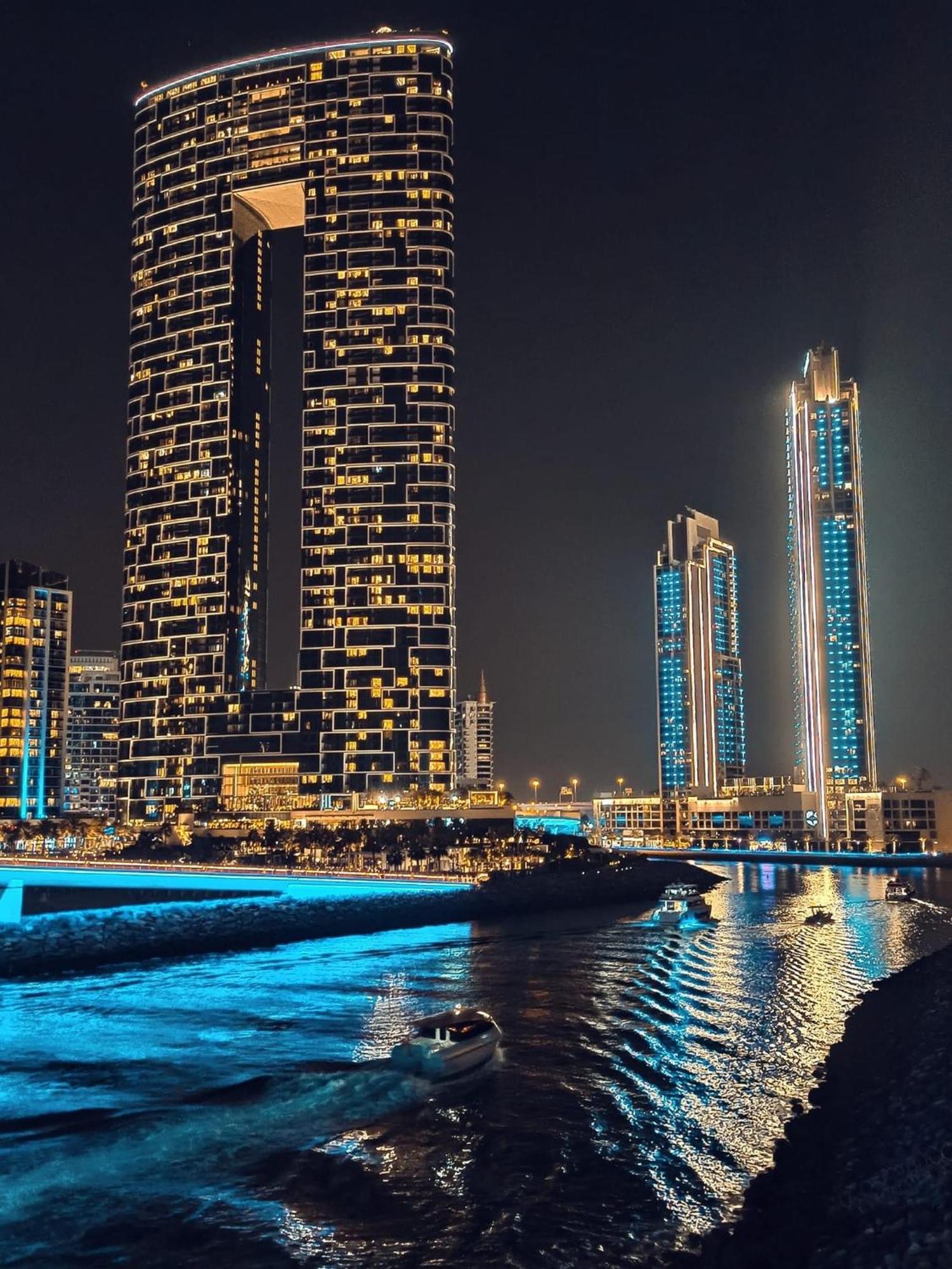 Seaview Beach Hostel Jbr - Walk To Beach - Gym - Pool - Metro Station Дубай Экстерьер фото