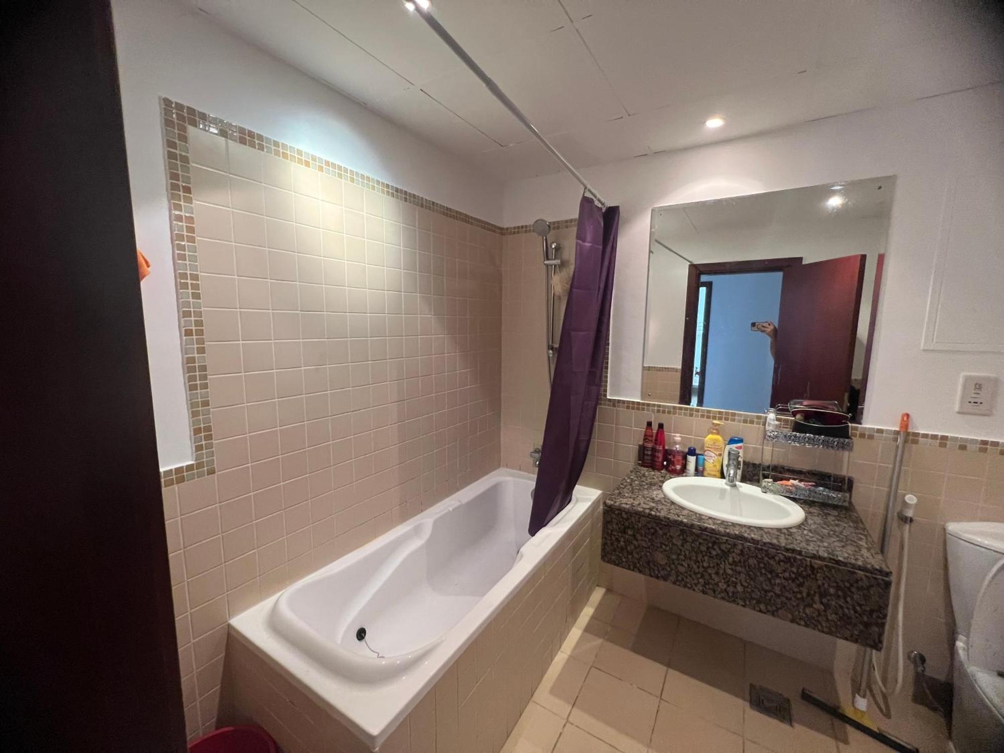 Seaview Beach Hostel Jbr - Walk To Beach - Gym - Pool - Metro Station Дубай Экстерьер фото
