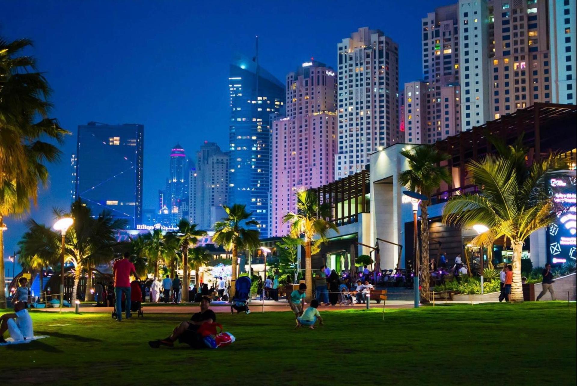 Seaview Beach Hostel Jbr - Walk To Beach - Gym - Pool - Metro Station Дубай Экстерьер фото